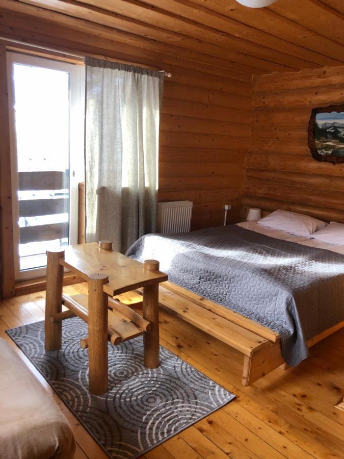 Круассан Hotel Bukovel Luaran gambar