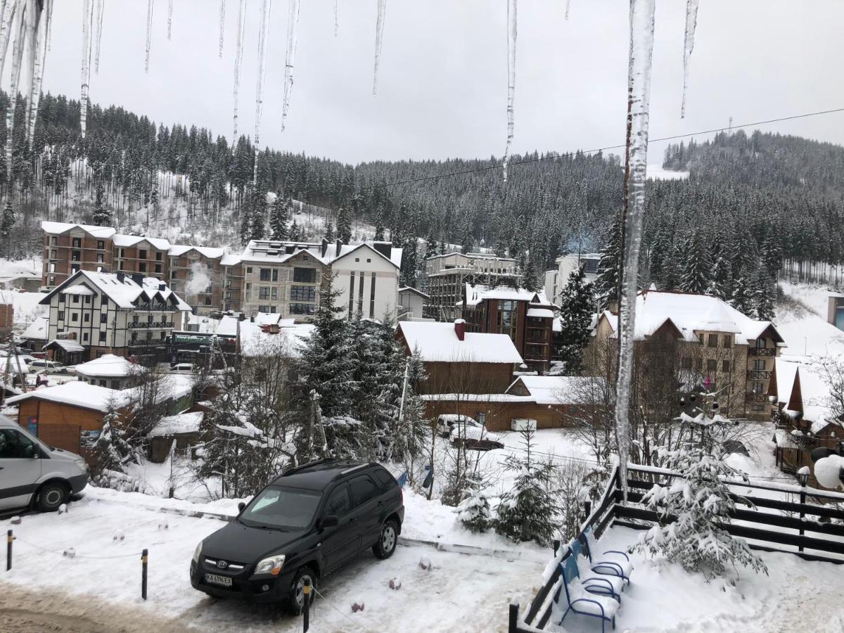 Круассан Hotel Bukovel Luaran gambar