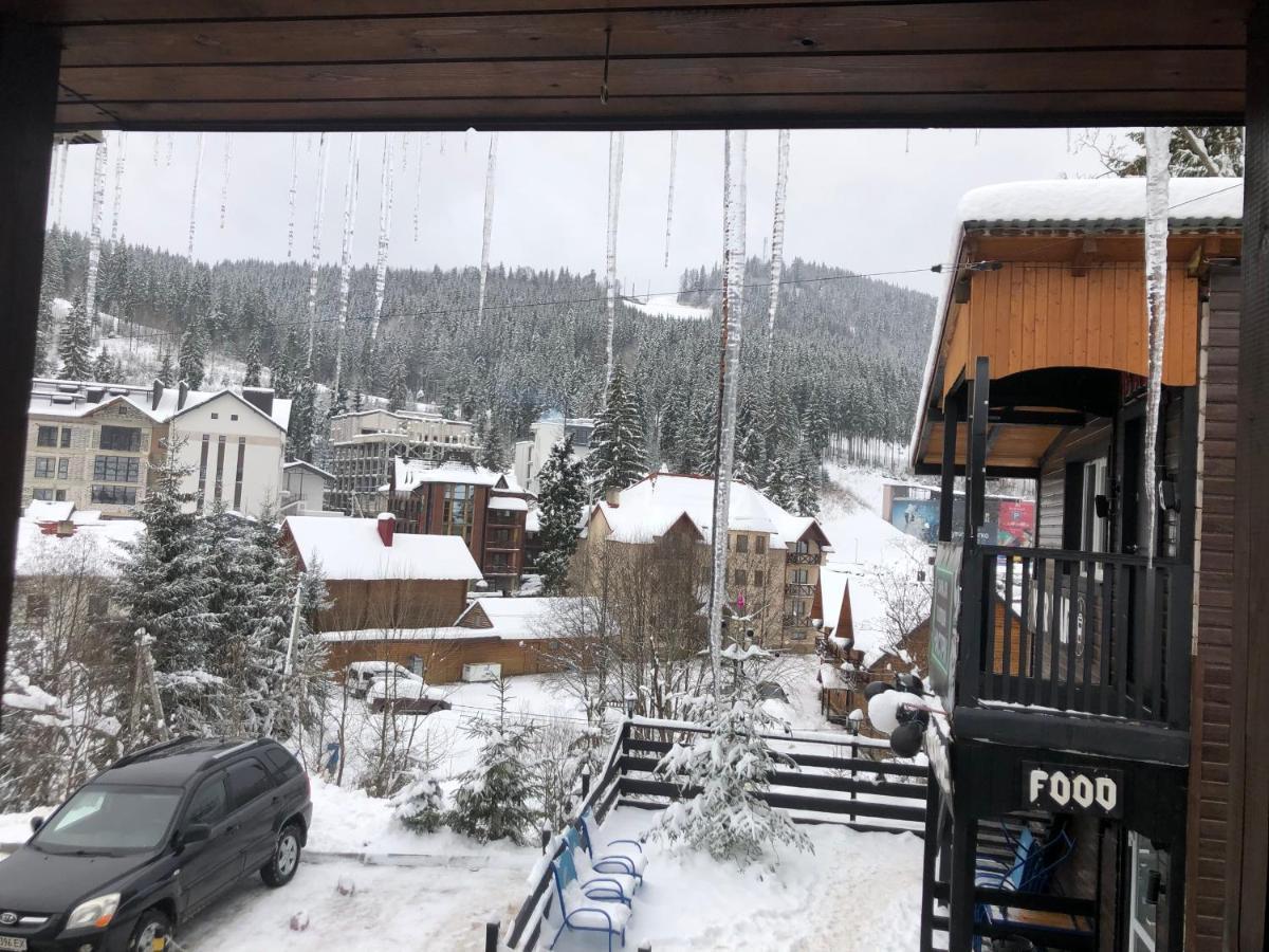 Круассан Hotel Bukovel Luaran gambar