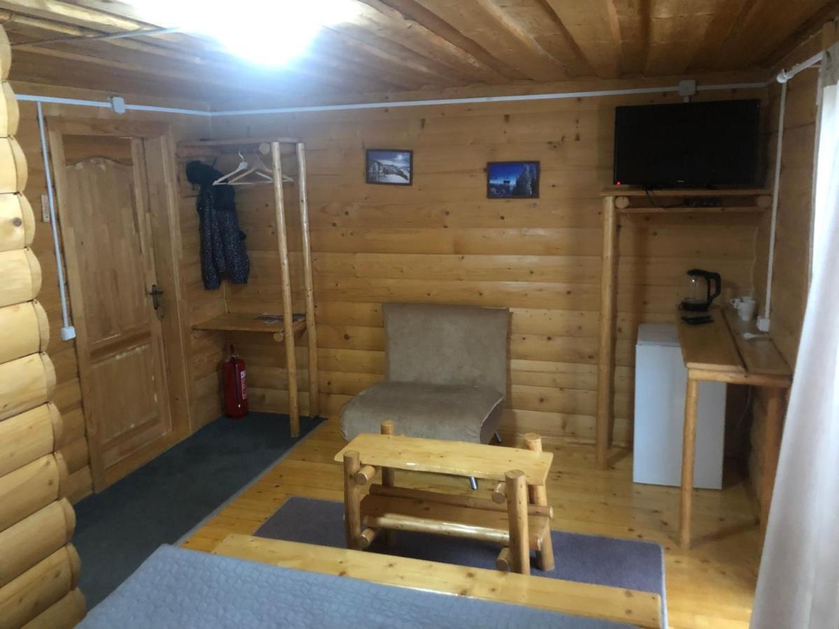 Круассан Hotel Bukovel Luaran gambar