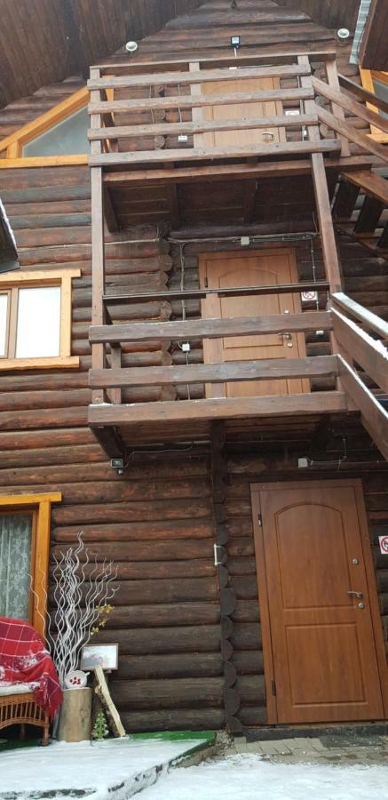 Круассан Hotel Bukovel Luaran gambar